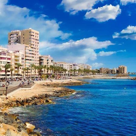 Apartamento Margarita Torrevieja Bagian luar foto