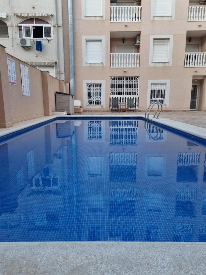 Apartamento Margarita Torrevieja Bagian luar foto