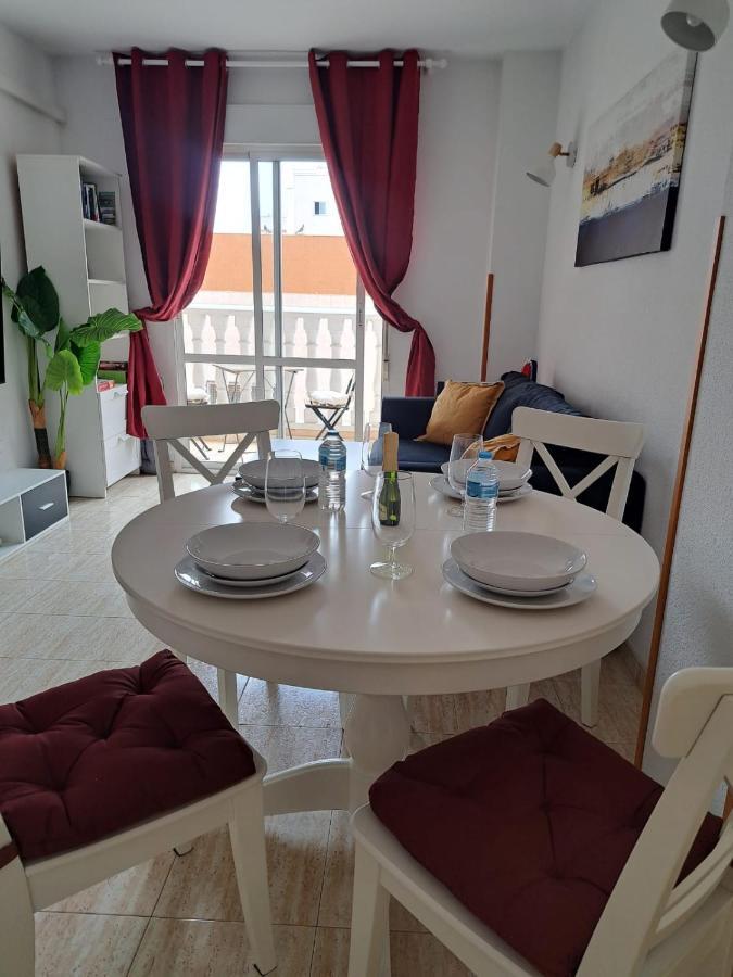 Apartamento Margarita Torrevieja Bagian luar foto